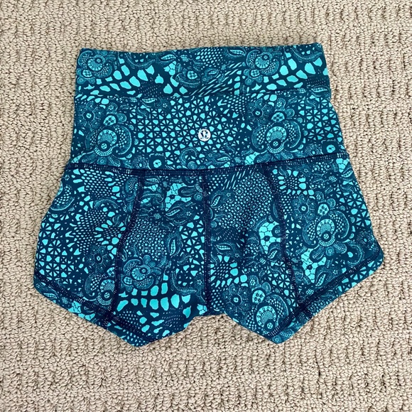 Lululemon High-Waisted Shorts - Picture 1 of 2